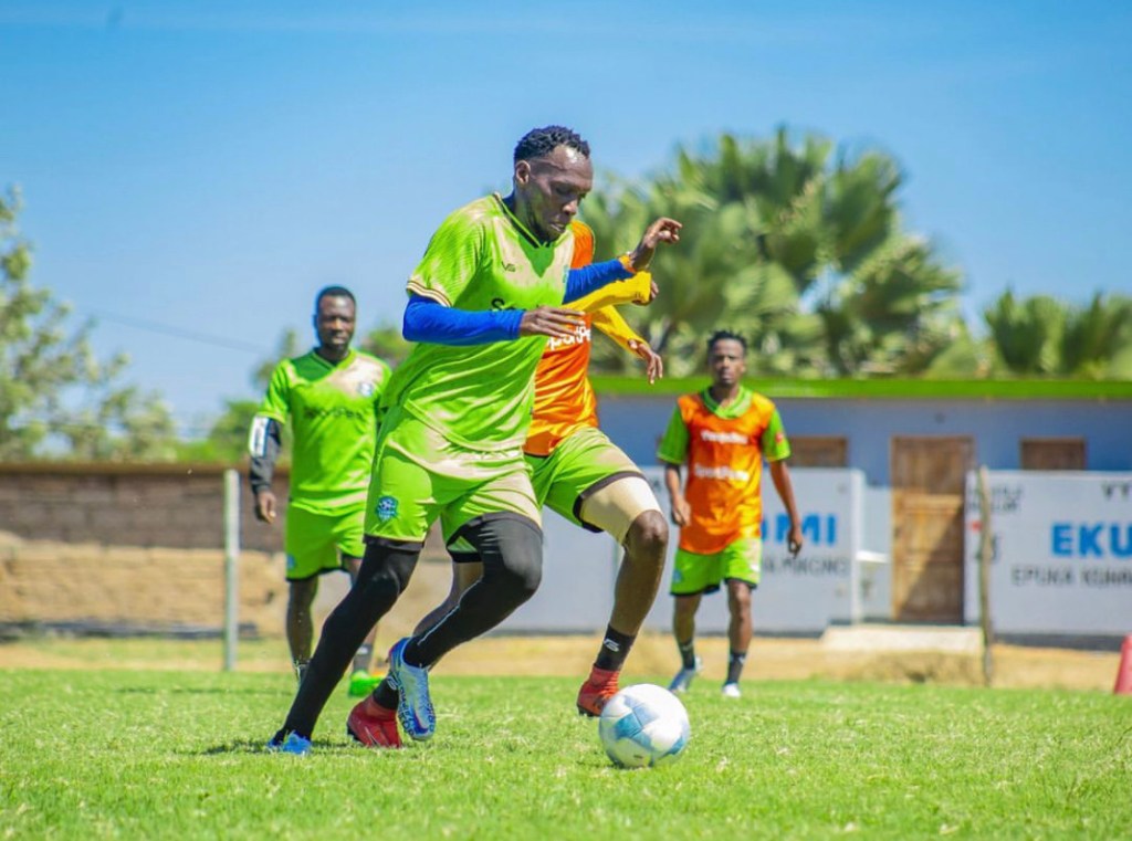 Mchezaji wa Singida Meddie Kagere kwenye maandalizi ya mechi dhidi ya KMC