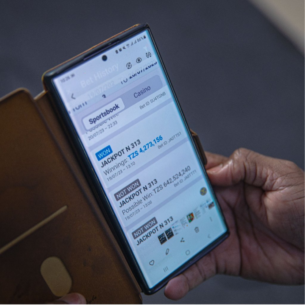 Bonus-Winner Artboard- -copy