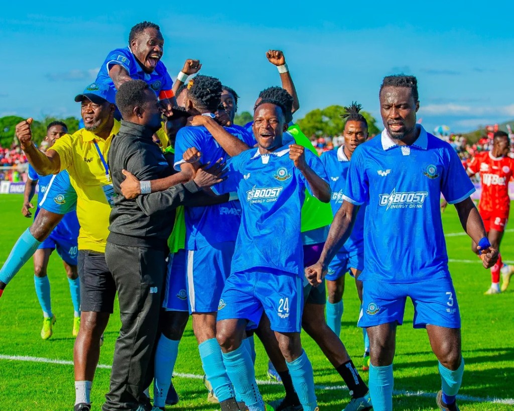 CHUMA CHA TATU !!!!!! Emanuel Keyekeh anatufungia chuma cha tatu Simba SC Singida Black Stars Jonathan Sowah Emanuel Keyekeh #Inawezekana #CRDBFederationCup ( )