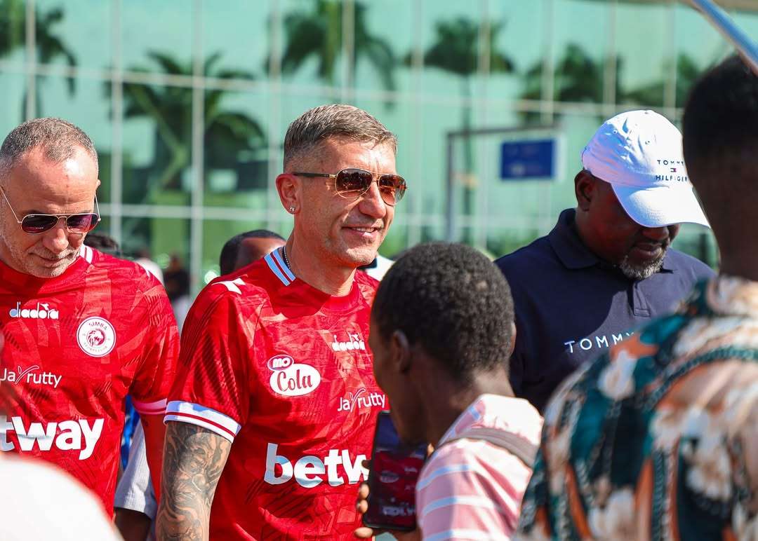 Dimitar Pantev kibarua kimeota nyasi Simba SC