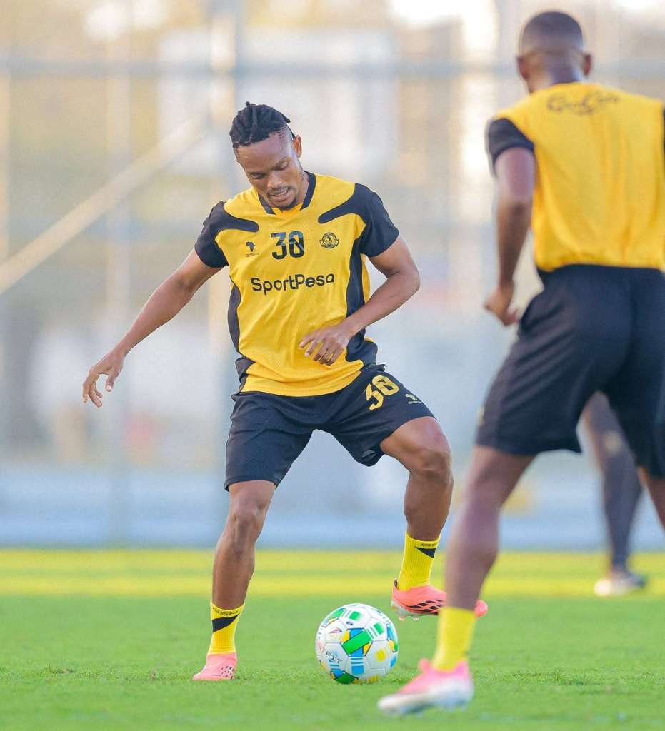 Mwalimu mazoezini
